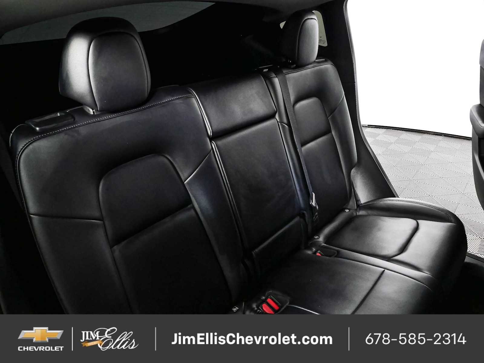 Used 2022 Black Tesla Performance Dual Motor All-Wheel Drive image 20