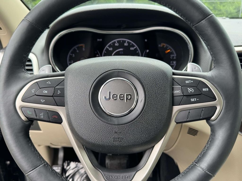 Used 2014 Black Jeep Limited image 17