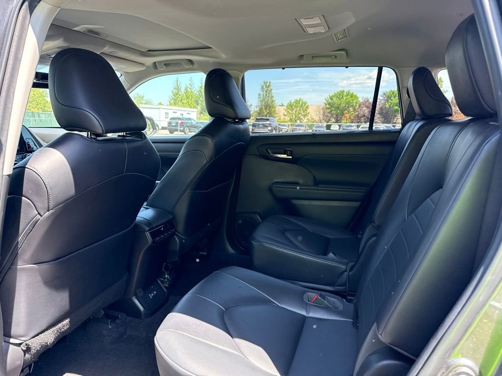 Used 2023 Magnetic Gray Metallic Toyota XLE image 18