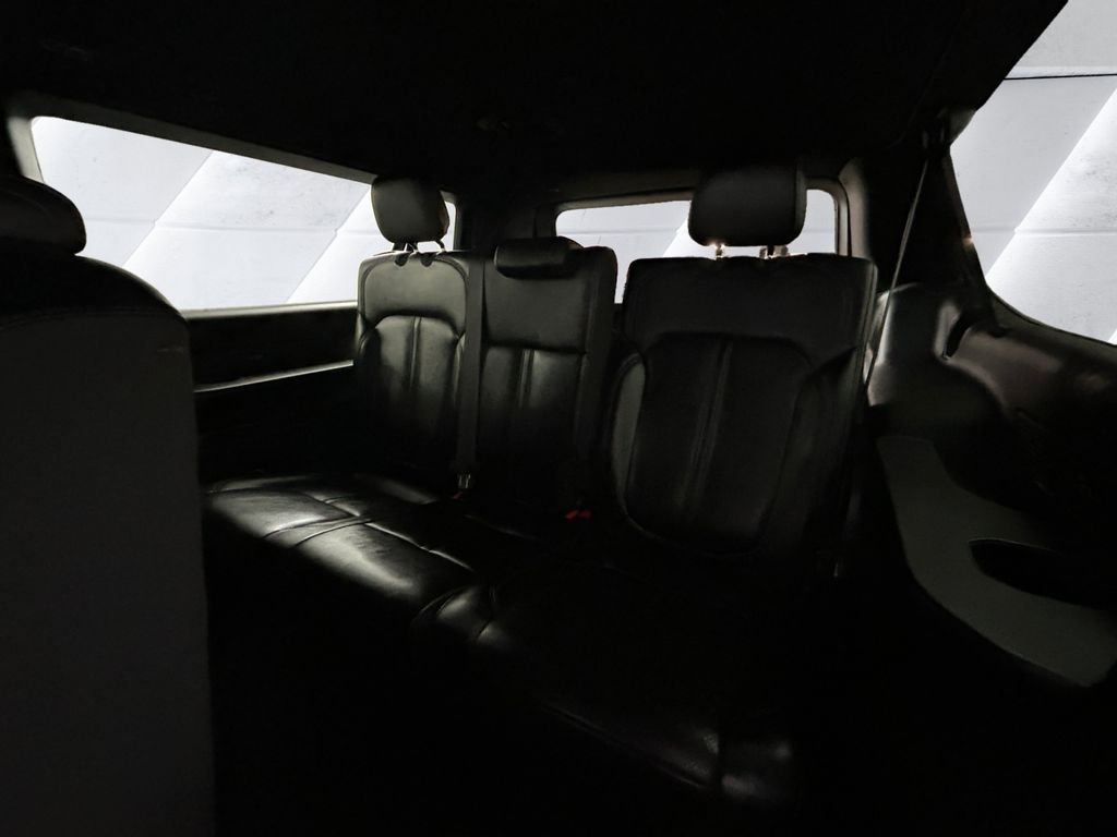 Used 2024 White Jeep Series II image 18