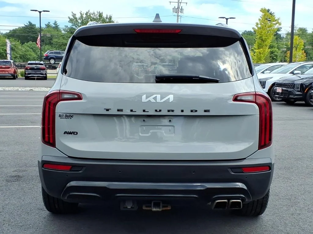 Certified Used 2022 Gray Kia EX image 5
