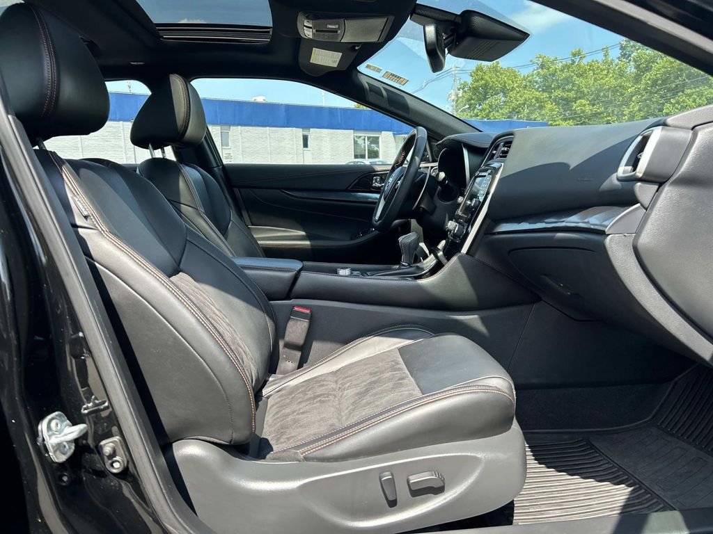 Used 2022 Black Nissan SR image 18