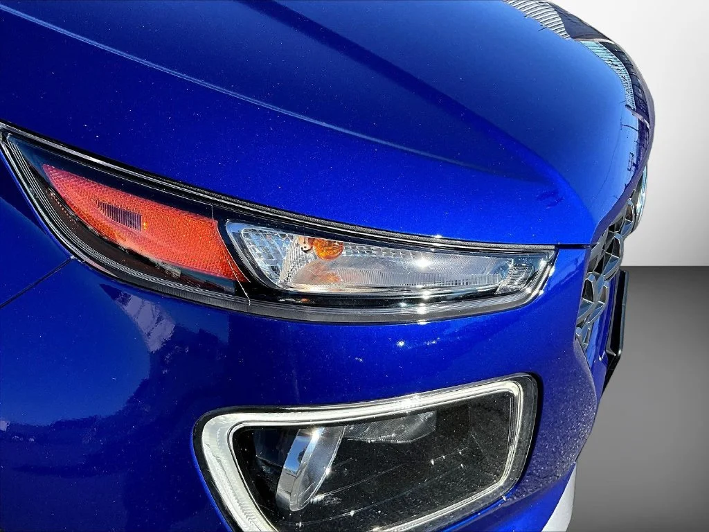 Used 2022 Blue Hyundai Limited image 32