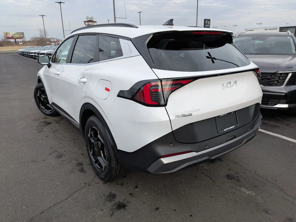 New 2026 White Kia EX image 5