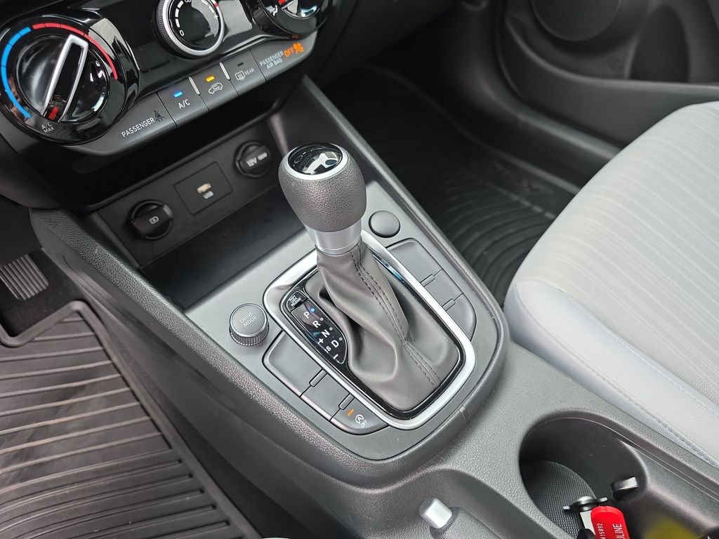 Used 2023 Abyss Black Pearl Hyundai SEL image 26