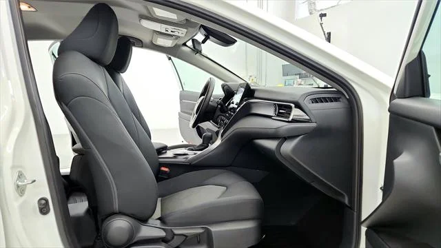 2023 Toyota Camry LE - Photo 24