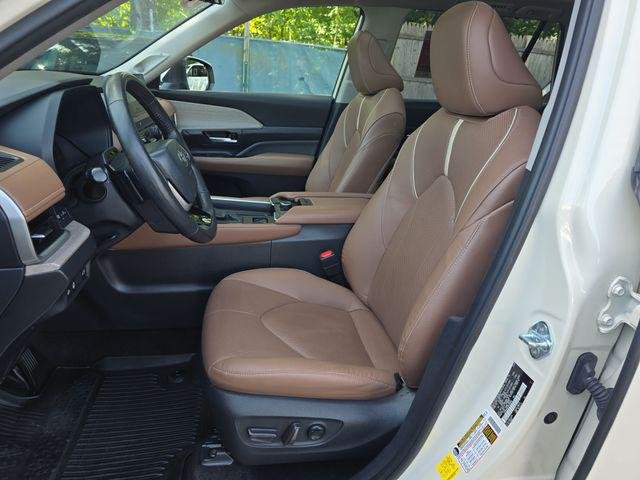 Certified Used 2024 COASTAL CREAM Toyota  image 16
