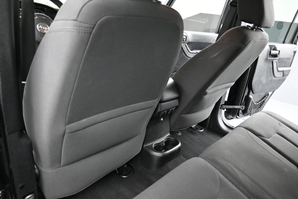 Used 2014 Black Clearcoat Jeep Unlimited Sport image 29