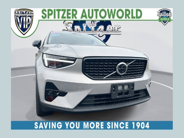 2023 Volvo XC40