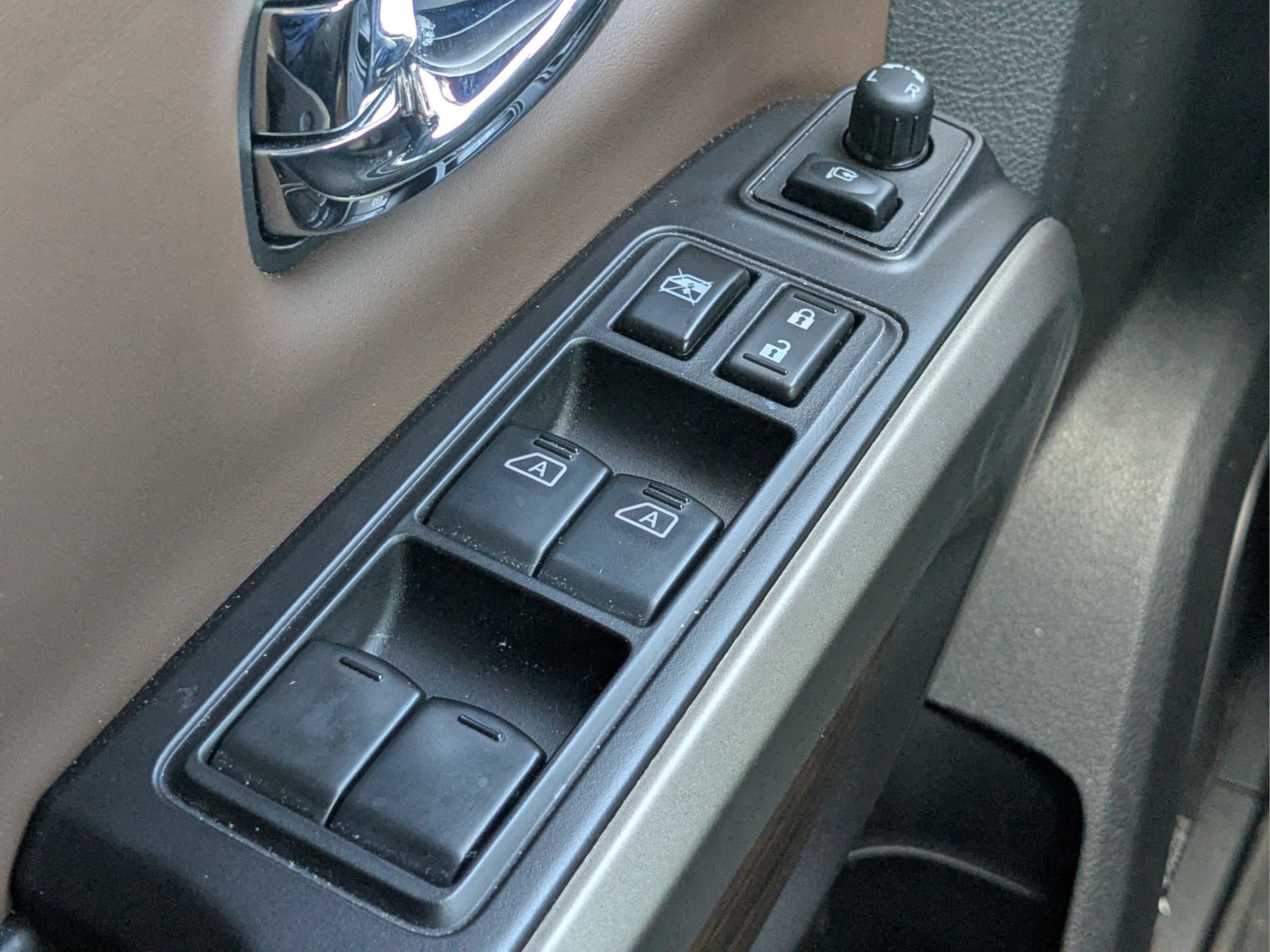 2020 Nissan Titan Platinum Reserve - Photo 24