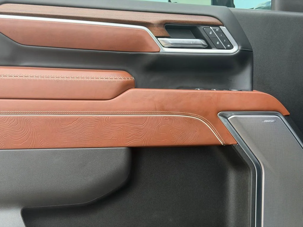 Used 2025 Blue GMC Denali Ultimate image 21