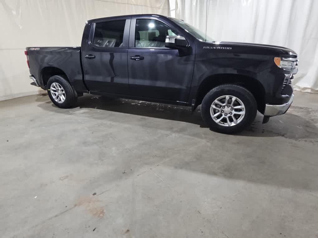 Used 2023 Dark Ash Metallic Chevrolet LT image 7