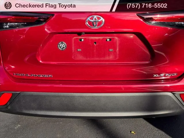 Certified Used 2026 RUBY FLARE PEARL Toyota  image 7