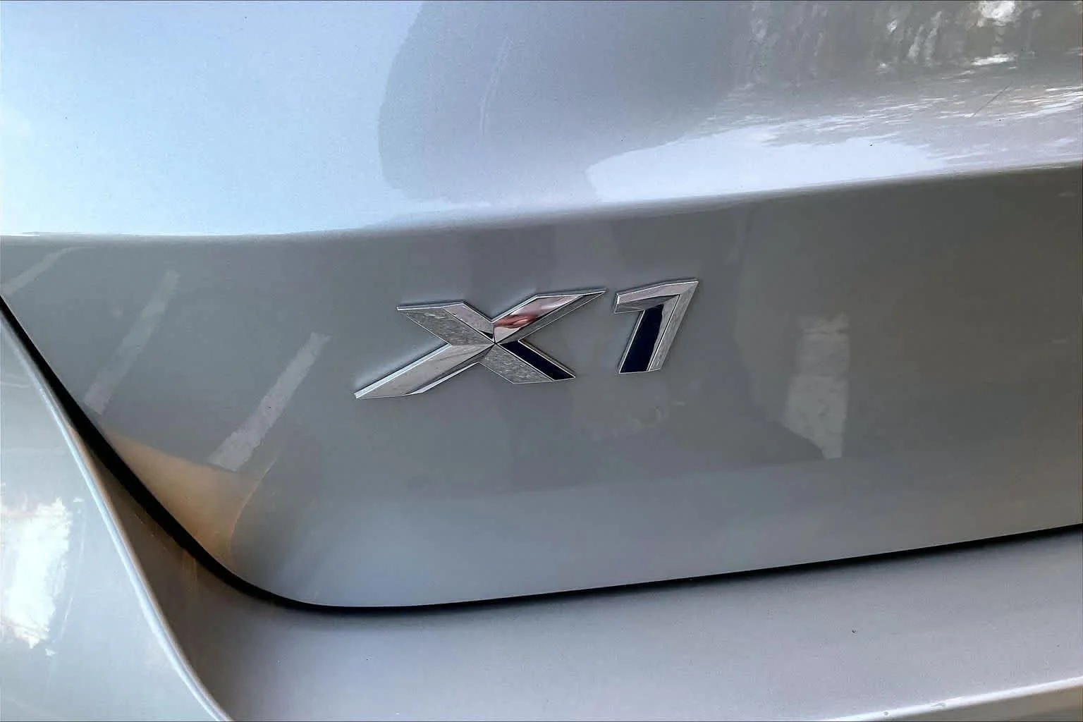 Used 2023 Space Silver Metallic BMW xDrive28i image 9
