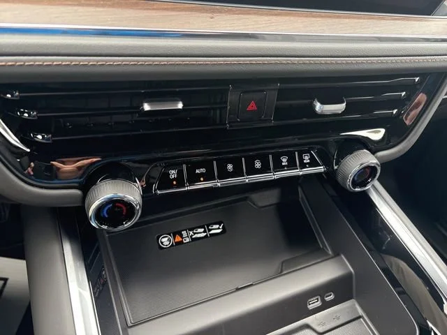 New 2026 Sterling Gray Metallic Chevrolet High Country image 27