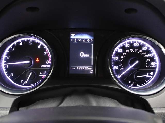 Used 2020 Super White Toyota SE image 11
