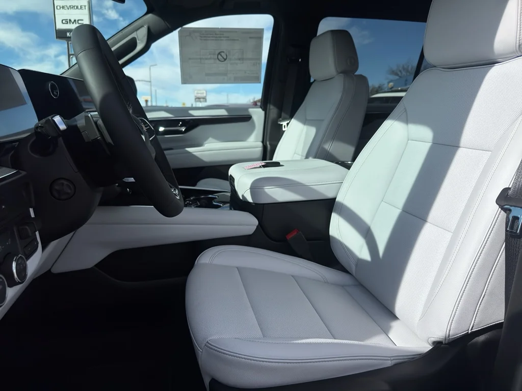 2026 Chevrolet Suburban Premier - Photo 12