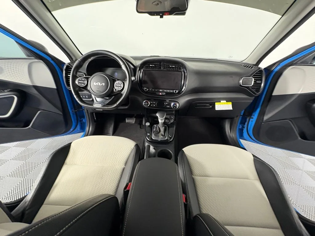 Used 2023 Blue Kia GT-Line image 4