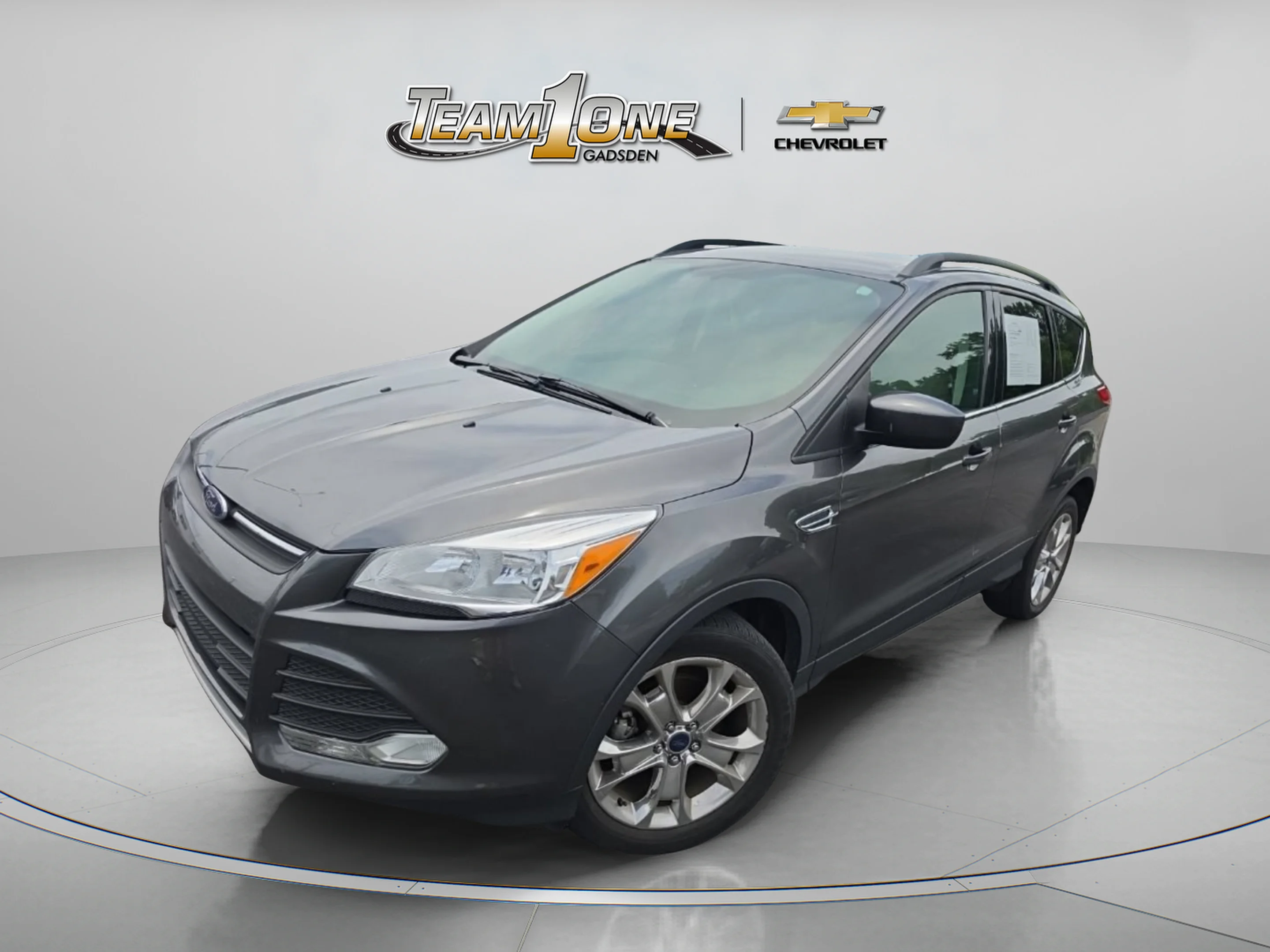 Used 2015 Gray Ford SE image 5