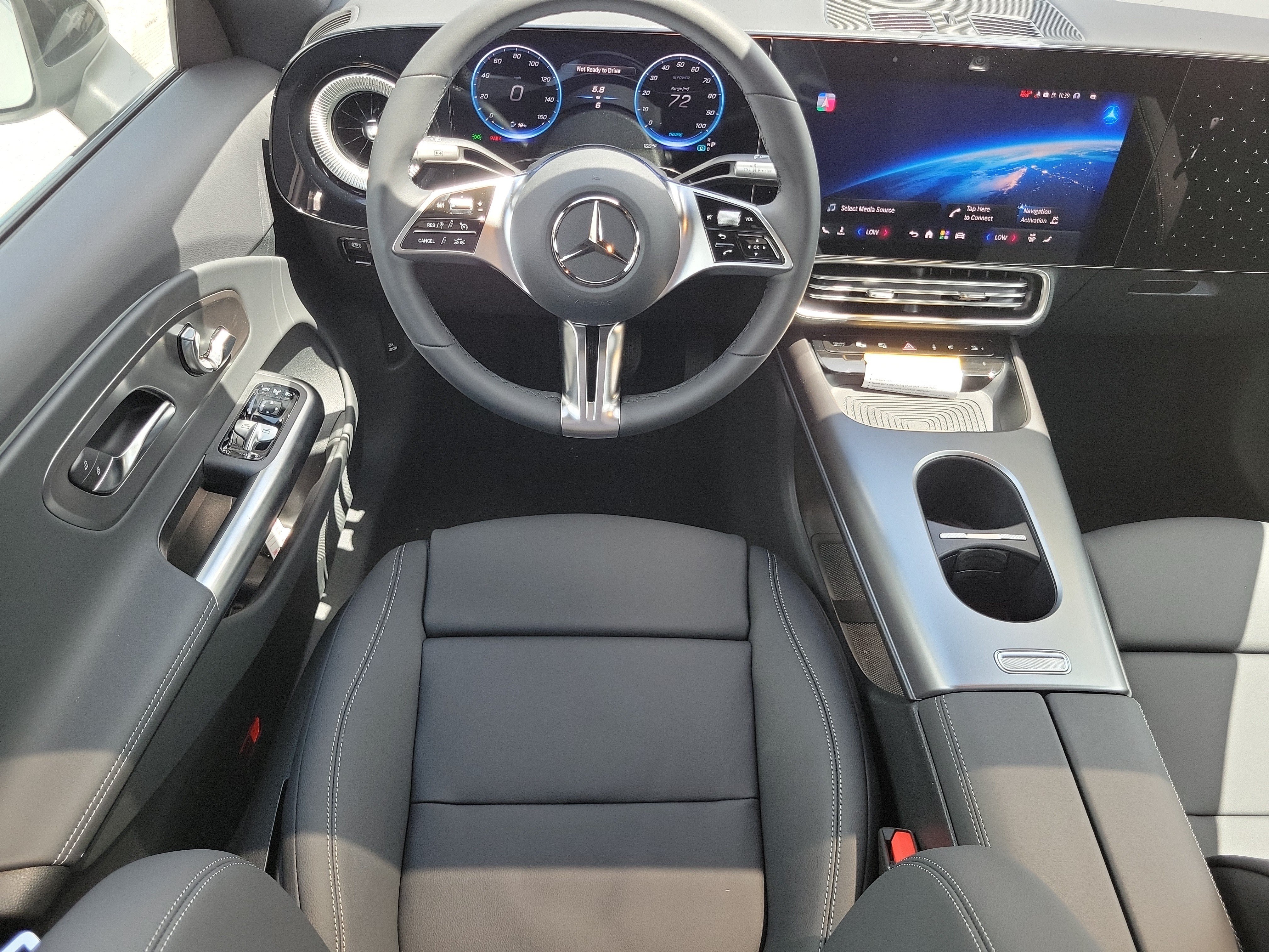 New 2027 Polar White Mercedes-Benz CLA 250+ image 43