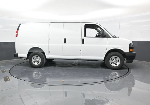 2025 Chevrolet Express Cargo Work Van - Photo 8