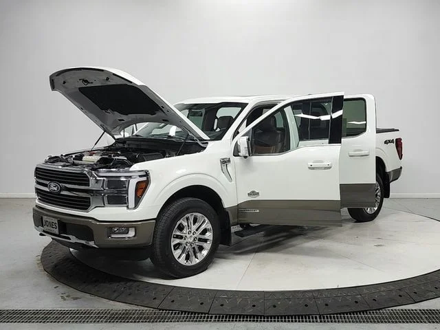 Used 2025 White Ford King Ranch image 11