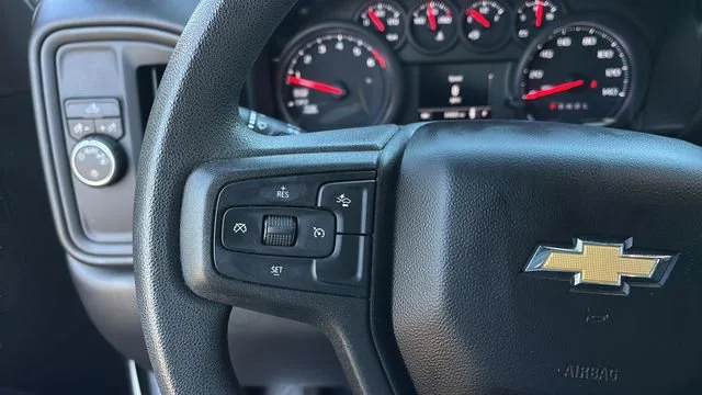 Used 2022 Summit White Chevrolet Custom image 24