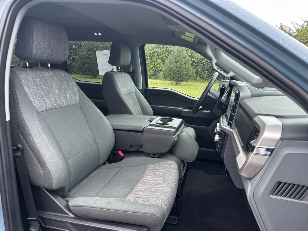 Used 2023 Blue Ford XLT image 22