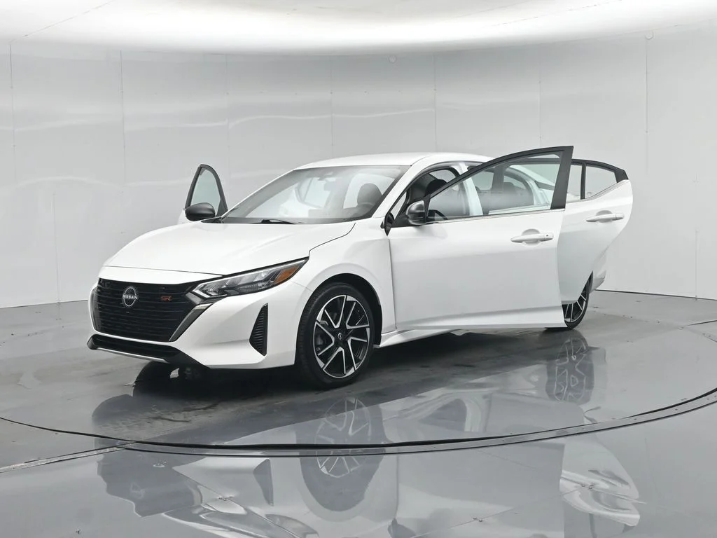 Used 2024 White Nissan SR image 31