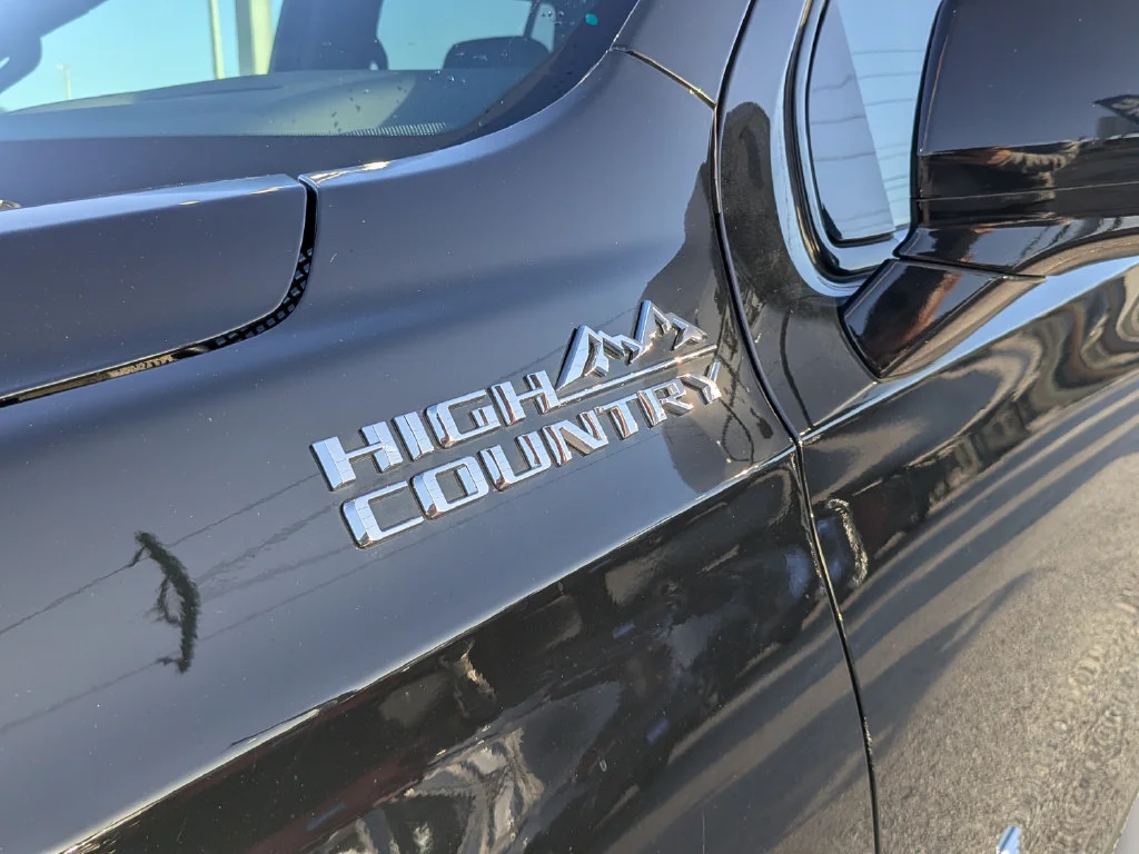 Used 2024 Black Chevrolet High Country image 8
