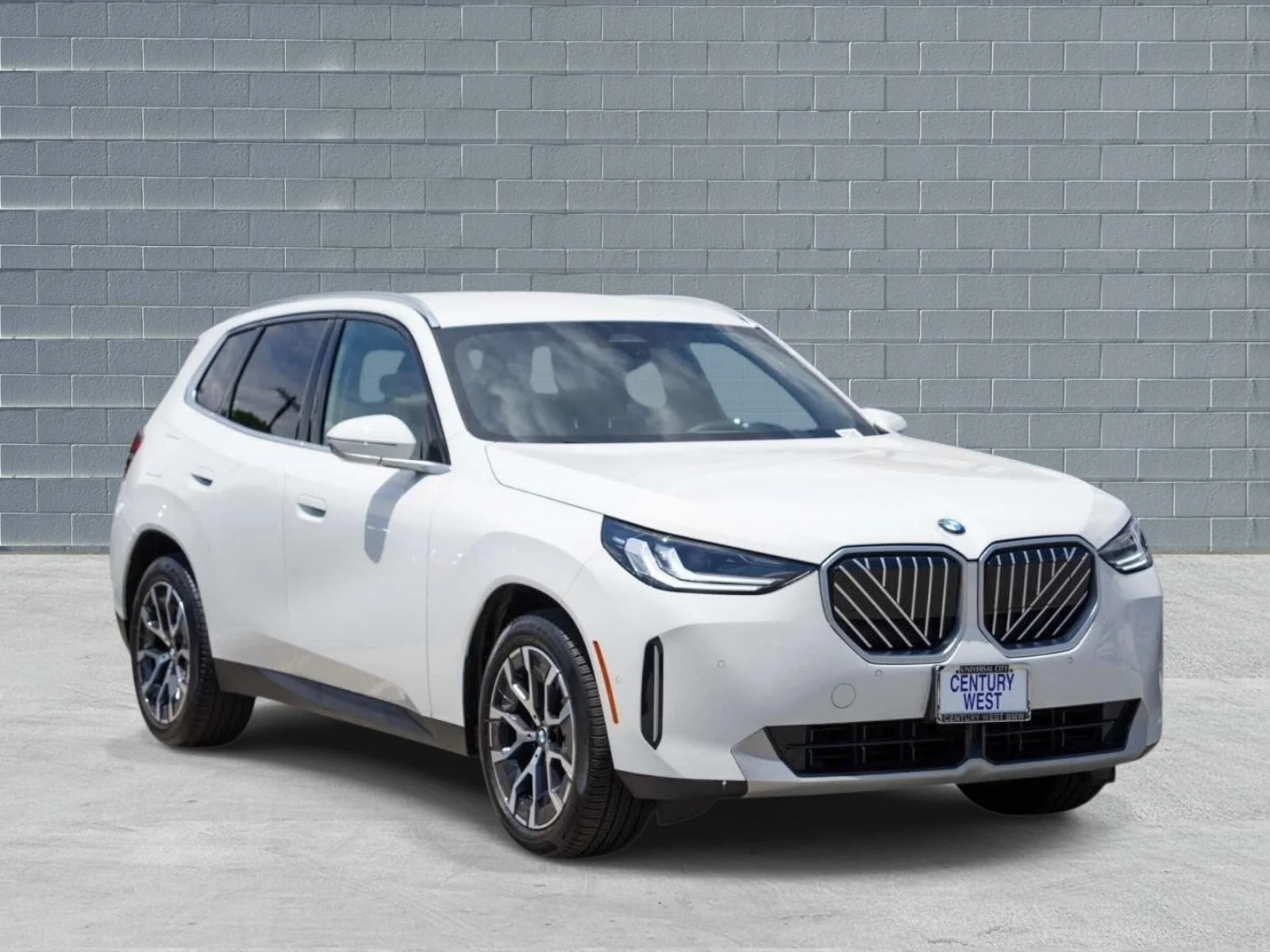 2026 BMW X3 30 XDRIVE's photo