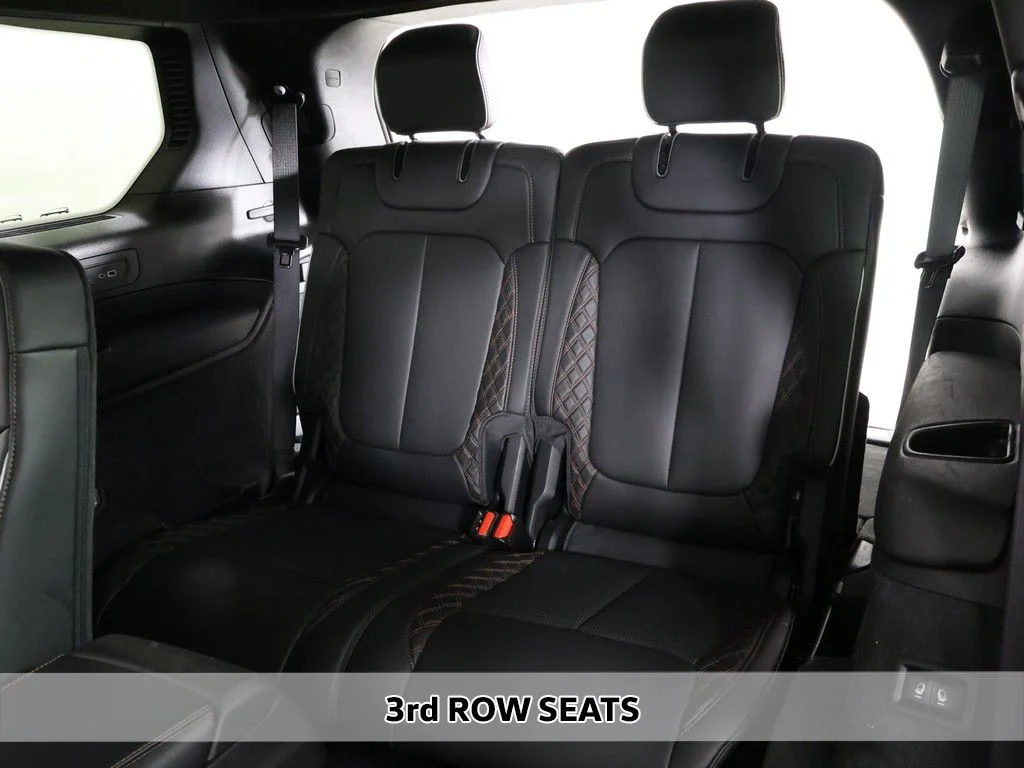 Used 2023 Black Jeep Summit Reserve image 14