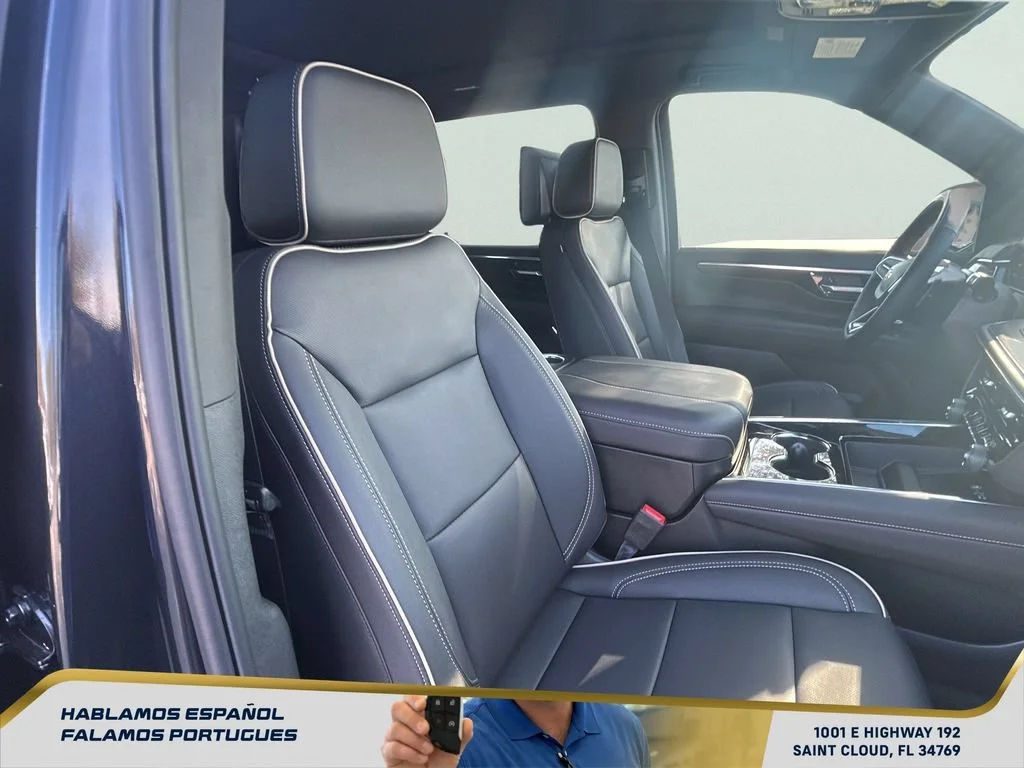 2026 Chevrolet Suburban Premier - Photo 21