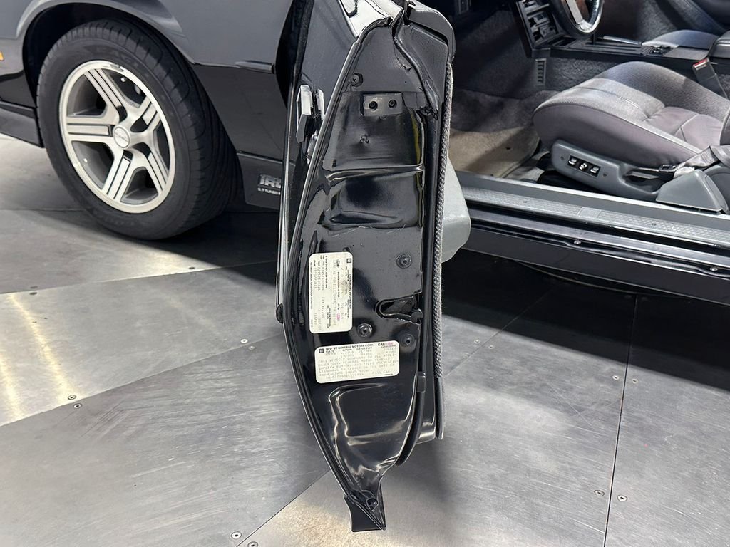 Used 1988 Black Chevrolet IROC-Z image 58