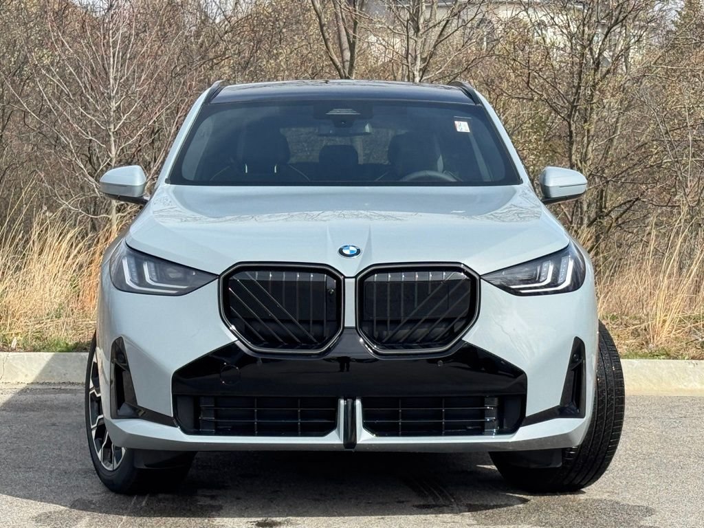 New 2026 Brooklyn Grey Metallic BMW 30 xDrive image 2