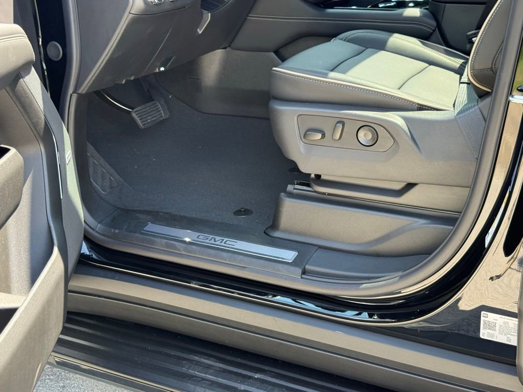2026 GMC Yukon Elevation - Photo 18