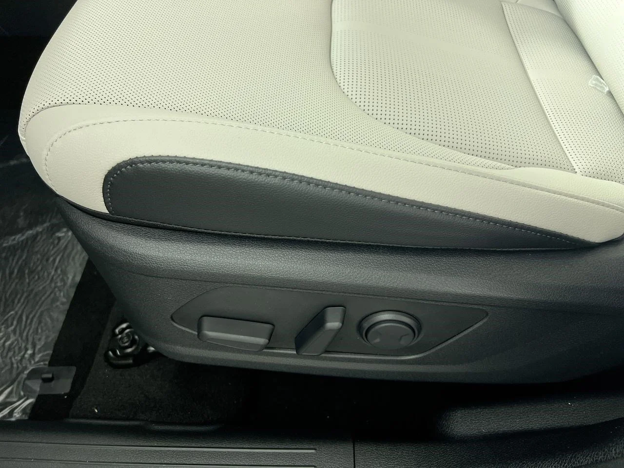 New 2026 Panthera Metal Kia EX image 34