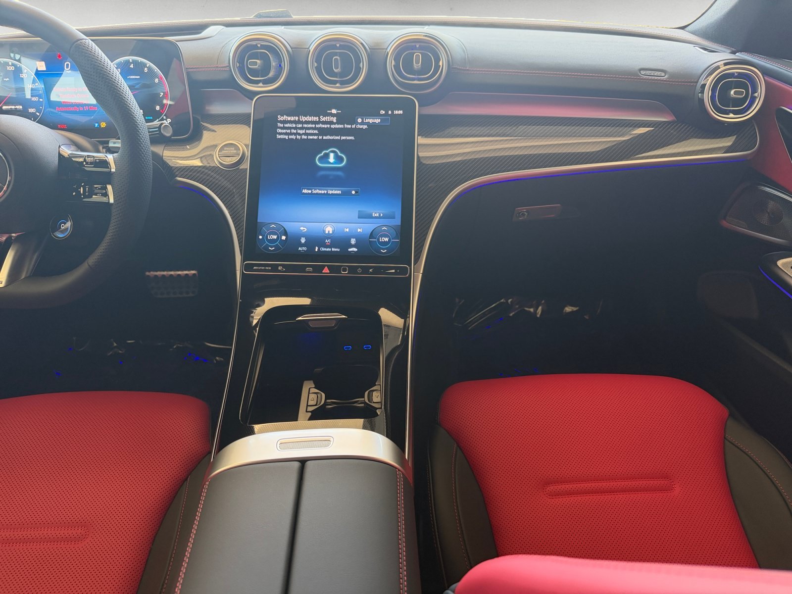 New 2027 MANUFAKTUR Patagonia Red Metallic Mercedes-Benz AMG® CLE 53 4MATIC+ Coupe image 37