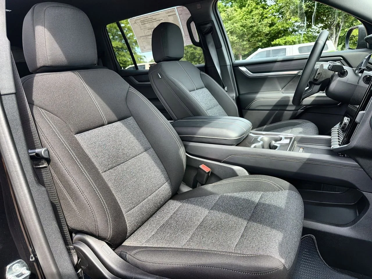 New 2026 Ebony Twilight Metallic GMC Elevation image 23