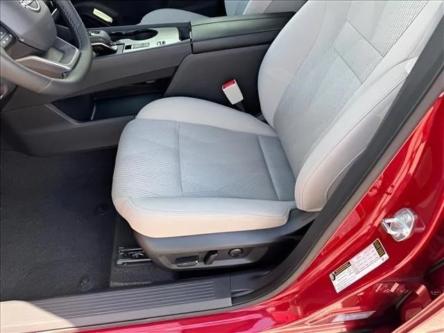 Used 2025 Red Nissan SV image 7