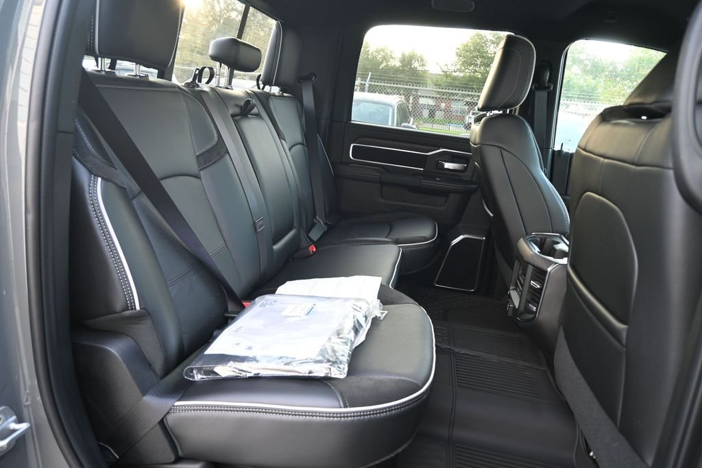 New 2026 Ceramic Gray Clear-Coat Exterior Paint RAM Laramie image 27