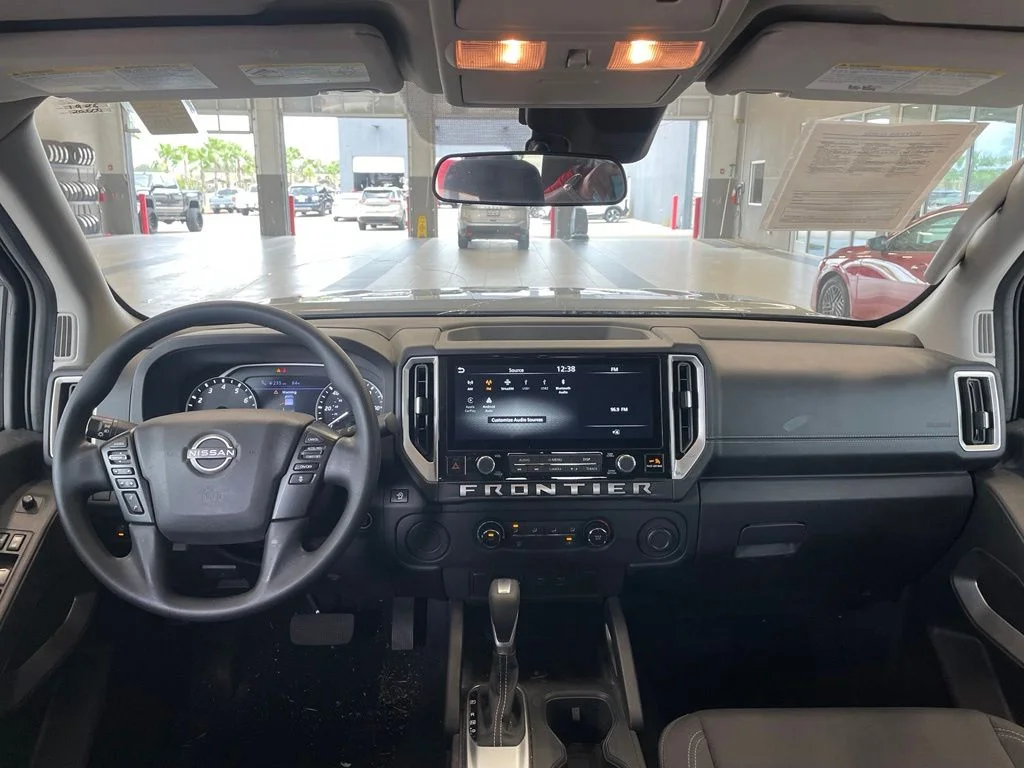 Used 2025 Gray Nissan SV image 11