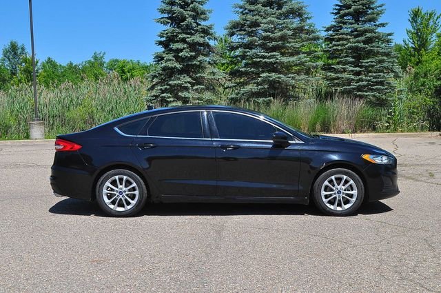 Used 2020 Ford Fusion SE with VIN 3FA6P0HD7LR259110 for sale in Canton, MI