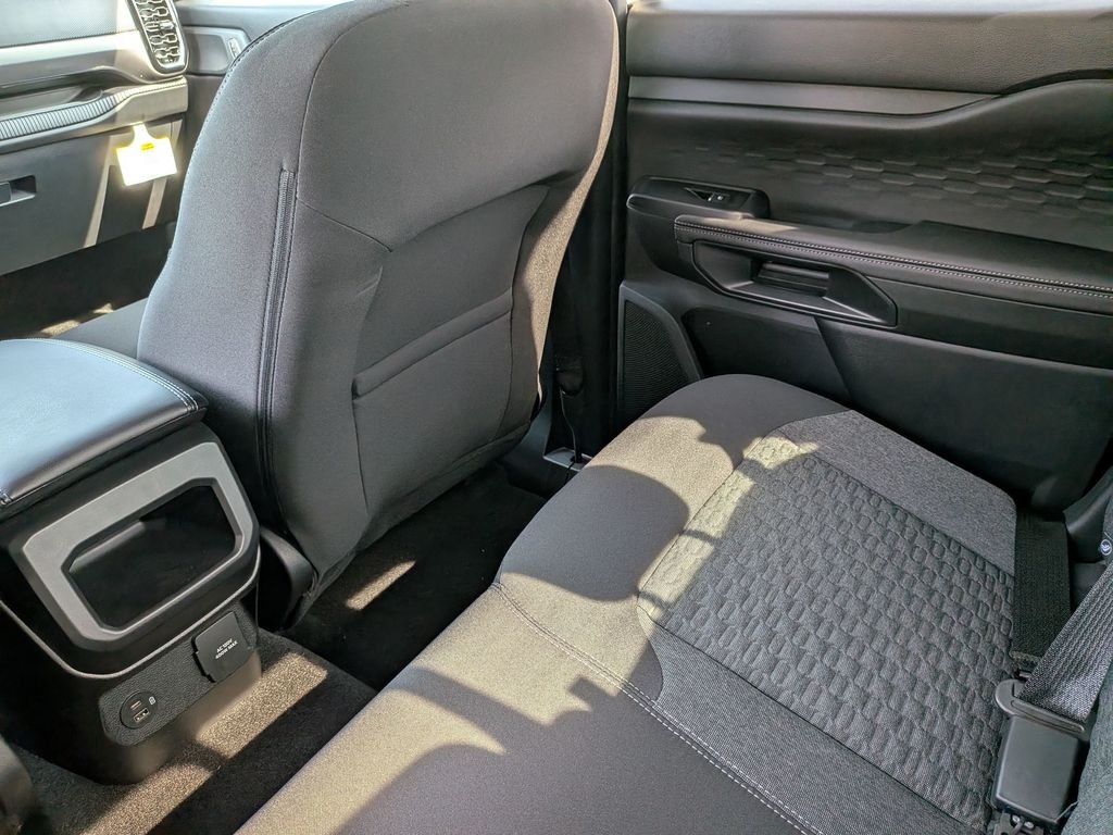 New 2026 Oxford White Ford XLT image 34