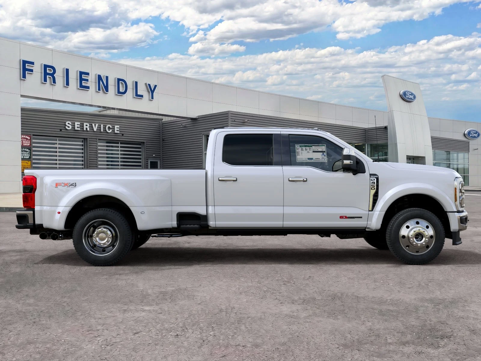 New 2027 Star White Metallic Tri-Coat Ford F-450® King Ranch® image 5