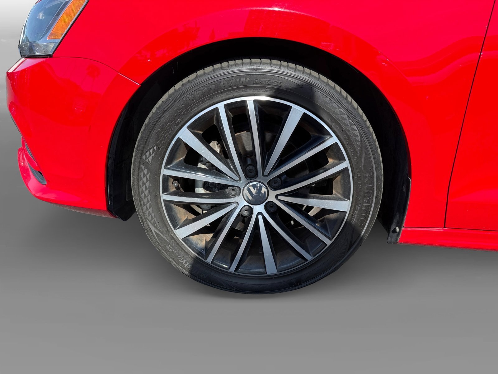 Used 2016 Tornado Red Volkswagen 1.8T Sport image 9