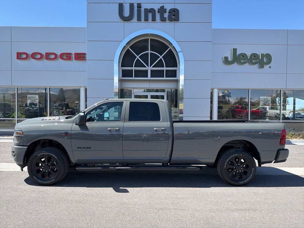 2026 RAM 3500 Laramie 4X4 Crew Cab LWB's photo