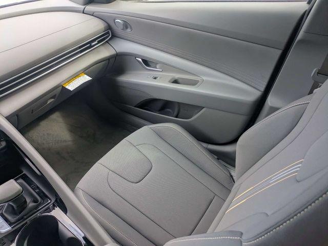 New 2026 White Hyundai Blue image 16