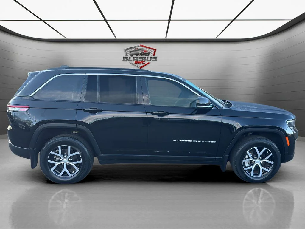 Used 2025 Black Jeep Limited image 6