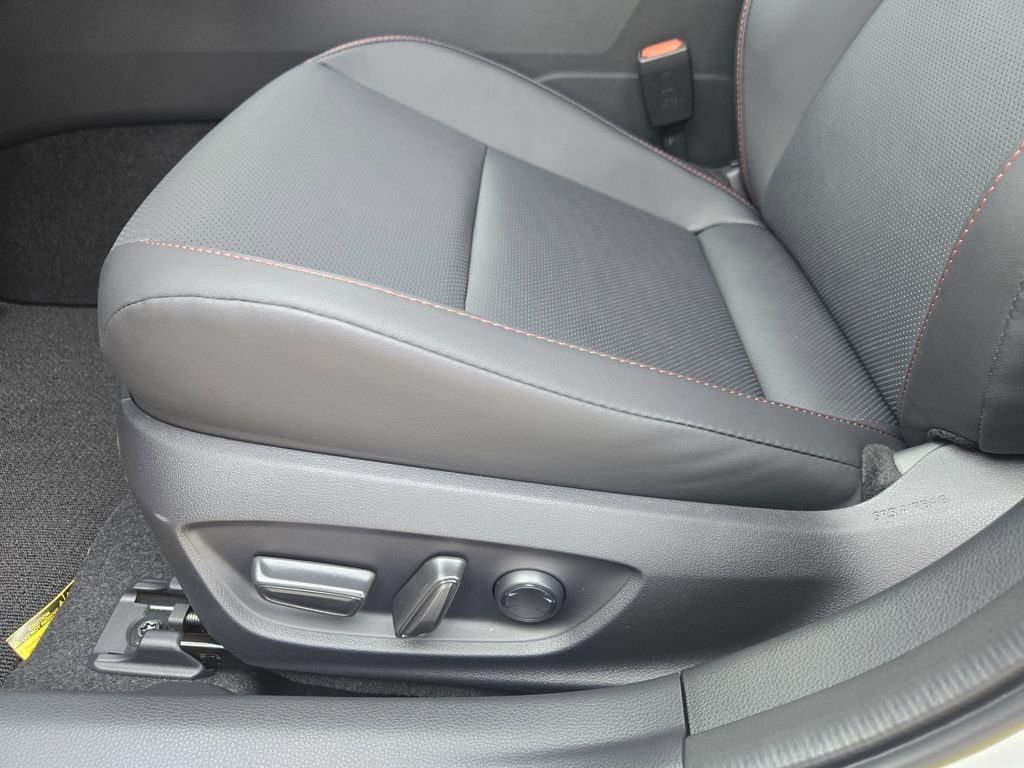 2026 Toyota Prius Plug-in Hybrid XSE - Photo 19